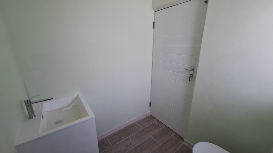 2 Bedroom Property for Sale in Velddrif Western Cape